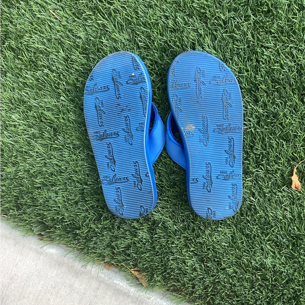 Blue Flip Flops - Picture 3 of 5
